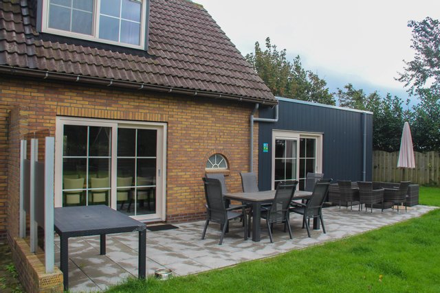 ./ekster/a. ekster_vooraanzicht.jpg